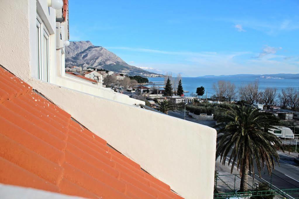 Pansion Begic Hotell Omiš Exteriör bild
