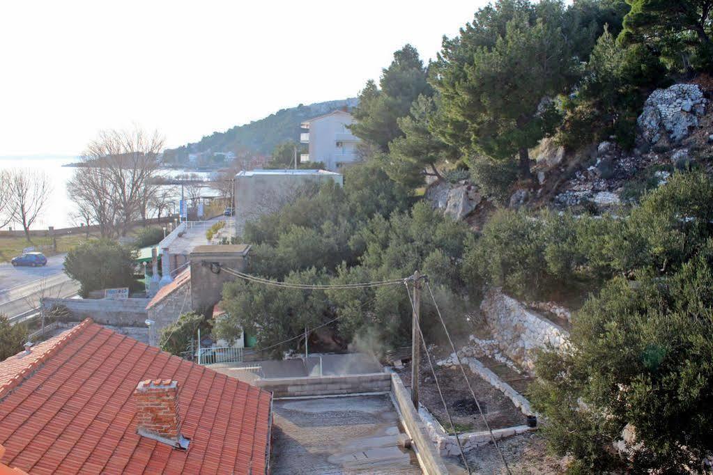 Pansion Begic Hotell Omiš Exteriör bild